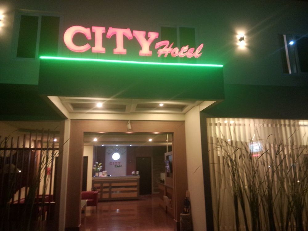 City Hotel Mataram Exterior photo